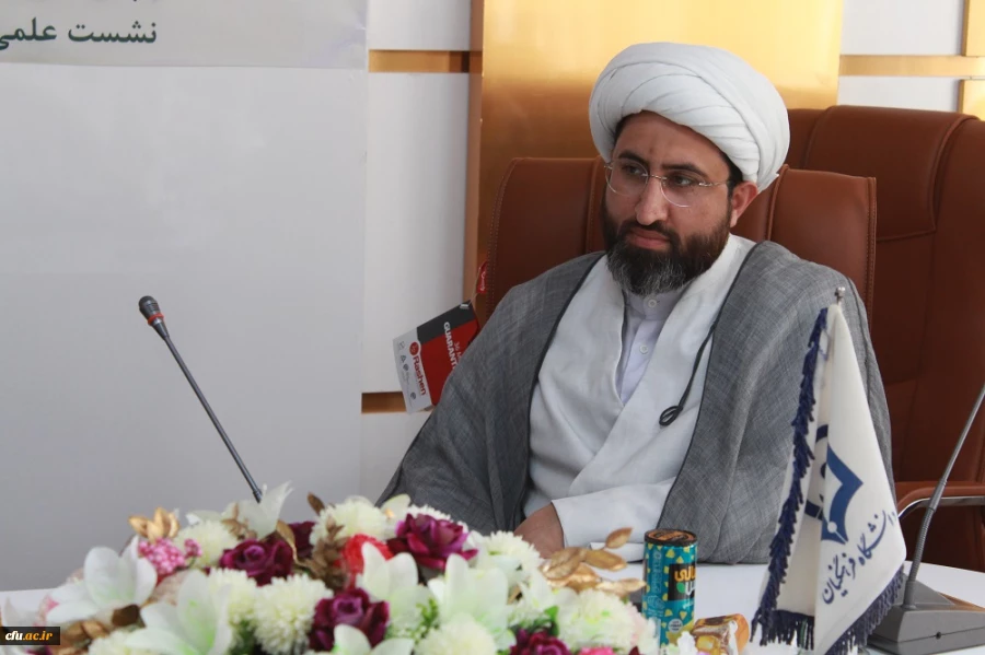 رئیس حوزه اسلامی دانشگاهیان کشور:
نظامنامه حوزه اسلامی دانشگاه فرهنگیان رونمایی می شود 7