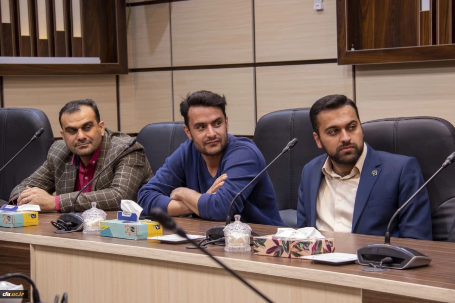 رئیس اداره حراست مدیریت استانی دانشگاه فرهنگیان یزد معارفه شد
 3