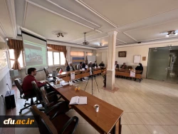 کرسی علمی ترویجی شاخصه های معلم تراز در اندیشه های مقام معظم رهبری 8