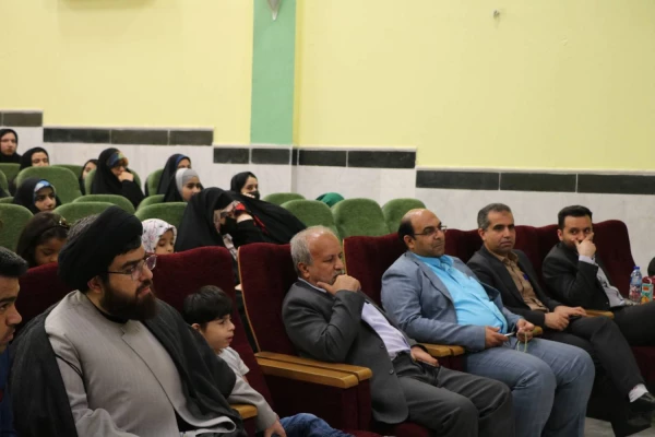 رئیس دانشگاه فرهنگیان استان بوشهر:
جشن ازدواج دانشجویی 48 زوج دانشجوی این دانشگاه برگزار شد 17