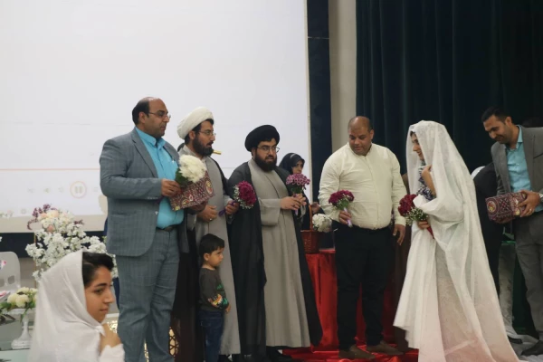 رئیس دانشگاه فرهنگیان استان بوشهر:
جشن ازدواج دانشجویی 48 زوج دانشجوی این دانشگاه برگزار شد 2