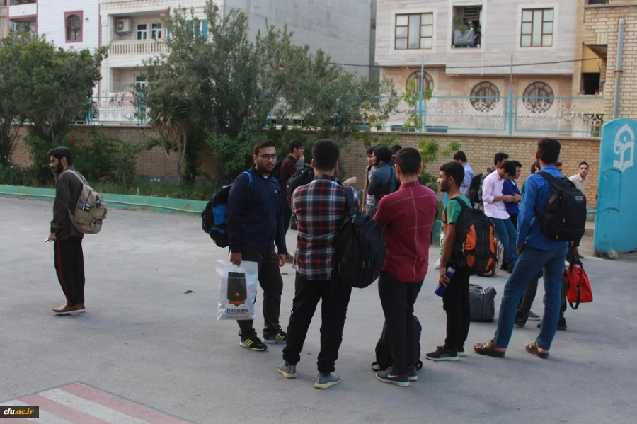 با حضور رئیس دانشگاه فرهنگیان استان بوشهر؛
دانشجومعلمان این دانشگاه به اردوی راهیان نور اعزام شدند 2