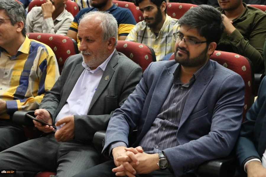 
با حضور مسئولان و دانشجویان دانشگاه فرهنگیان استان بوشهر؛
جشن بزرگ میلاد امام زمان (عج) برگزار شد 12