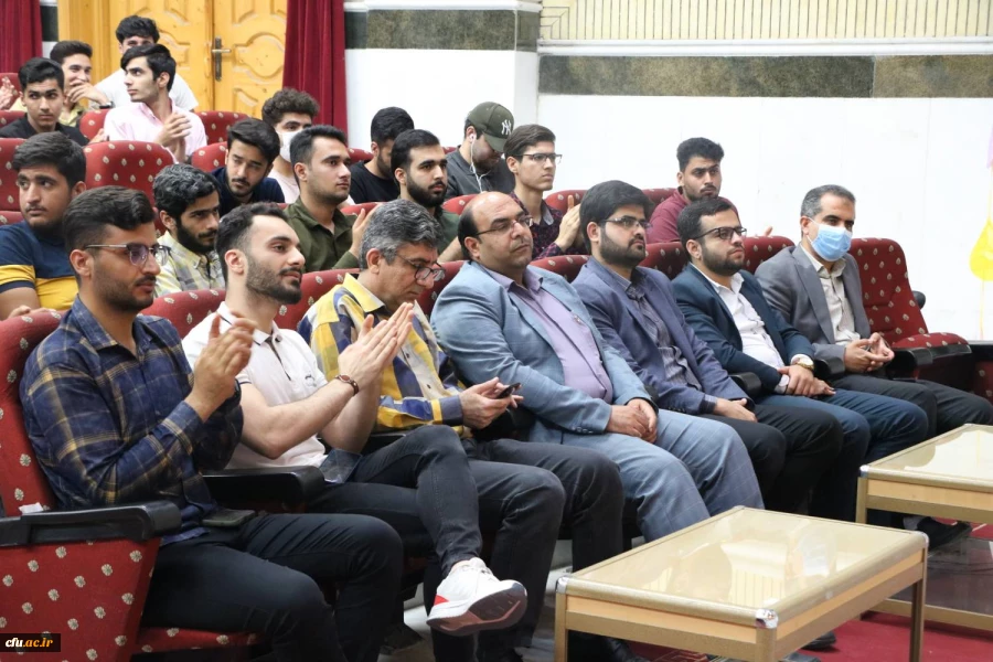 
با حضور مسئولان و دانشجویان دانشگاه فرهنگیان استان بوشهر؛
جشن بزرگ میلاد امام زمان (عج) برگزار شد 13