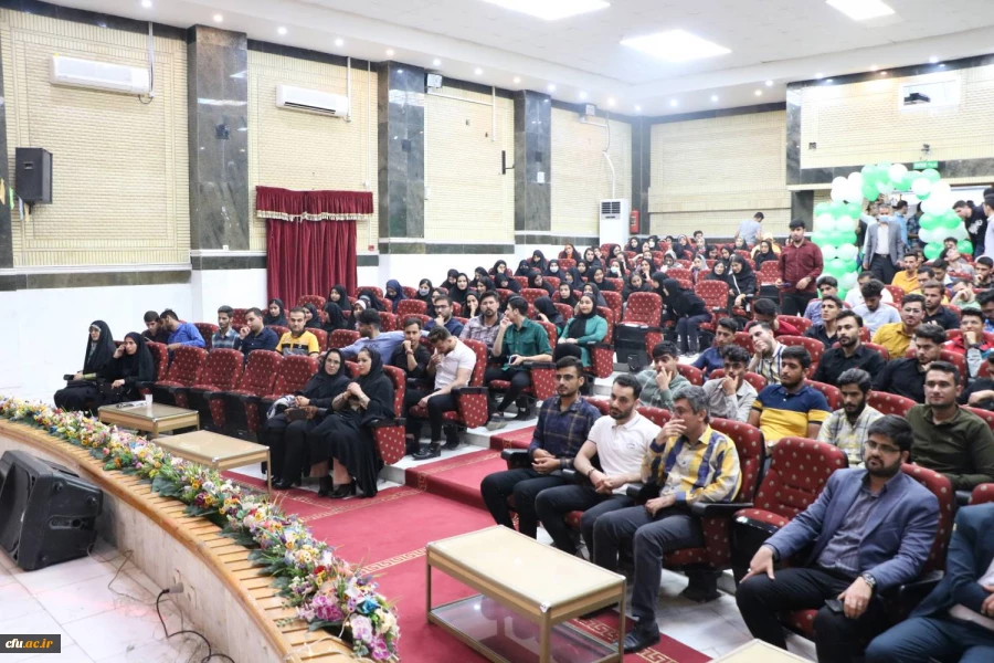 
با حضور مسئولان و دانشجویان دانشگاه فرهنگیان استان بوشهر؛
جشن بزرگ میلاد امام زمان (عج) برگزار شد 2