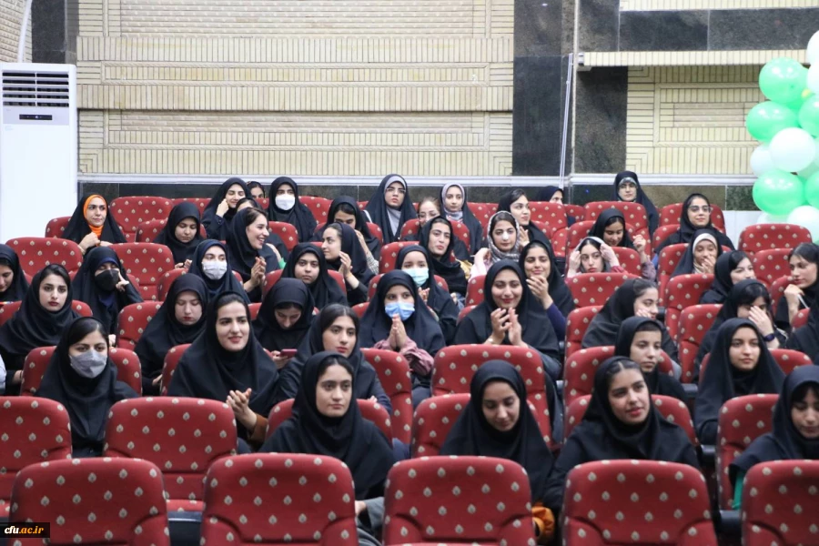 
با حضور مسئولان و دانشجویان دانشگاه فرهنگیان استان بوشهر؛
جشن بزرگ میلاد امام زمان (عج) برگزار شد 4