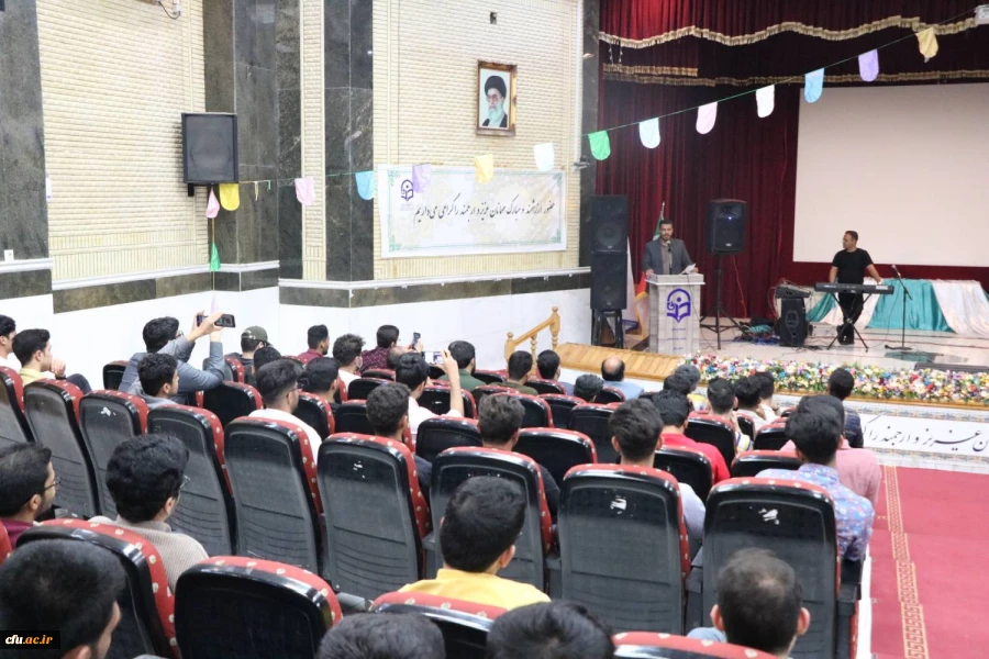 
با حضور مسئولان و دانشجویان دانشگاه فرهنگیان استان بوشهر؛
جشن بزرگ میلاد امام زمان (عج) برگزار شد 9