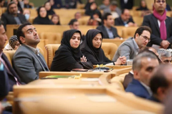 تقدیر از برگزیدگان ادوار و برترین های سی امین دوره جشنواره دانشجوی نمونه کشوری ذرسالن همایش های جمهوری اسلامی (اجلاس سران) 2