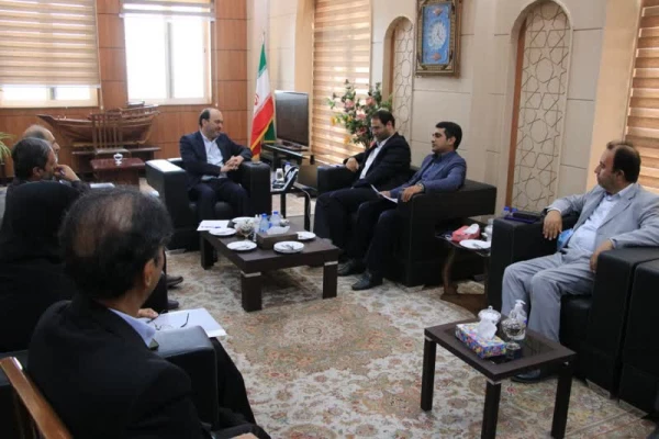 مشارکت در توسعه فضاهای آزمایشگاهی دانشگاه فرهنگیان استان  3