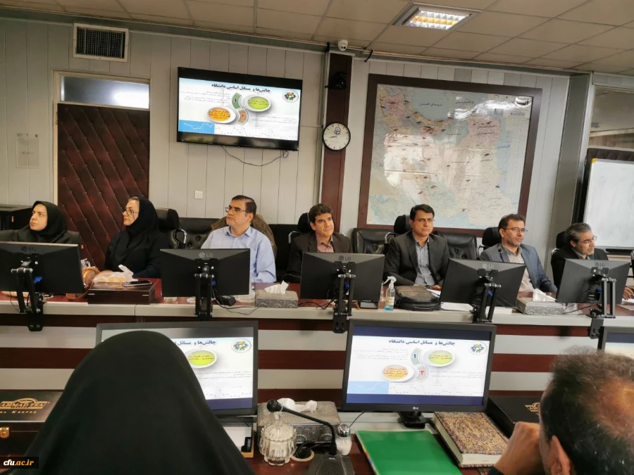 حضور مدیر کل نظارت، ارزیابی و آمایش آموزش عالی در سیزدهمین نشست شورای نظارت، ارزیابی و تضمین کیفیت دانشگاه فرهنگیان
 24