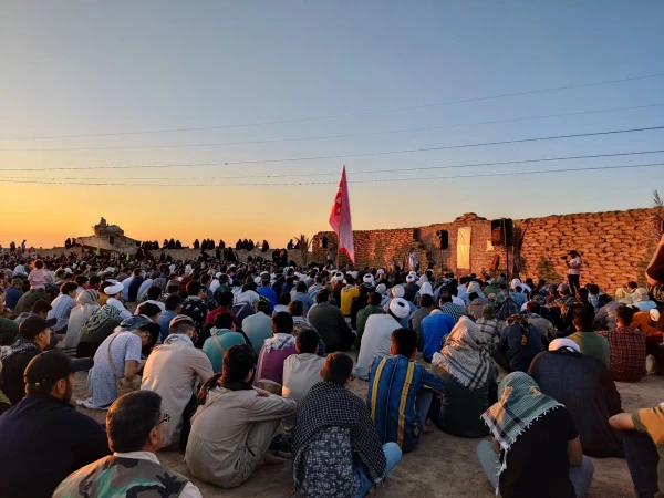 اردوی راهیان نور دانشجومعلمان به مناطق عملیاتی جنگی جنوب کشور
 8