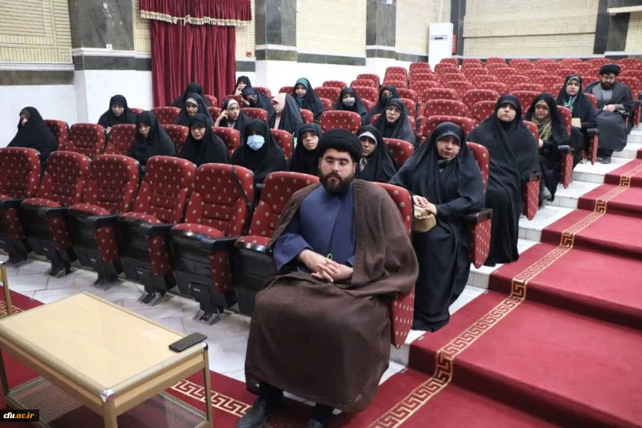 با حضور مدیر امور مبلغان نهاد نمایندگی مقام معظم رهبری در دانشگاه ها:
دوره تربیت مربی مبلغ دانشگاهی در استان بوشهر برگزار شد 12