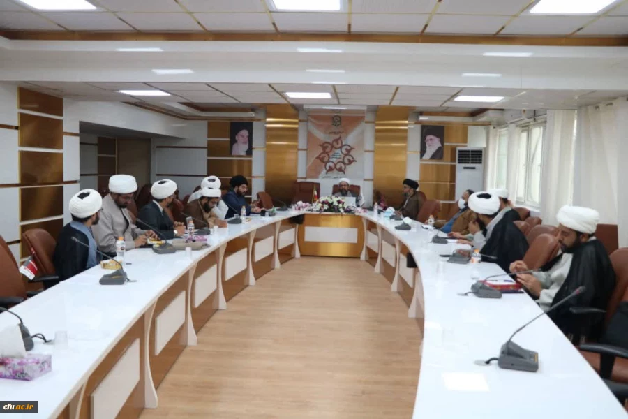 با حضور مدیر امور مبلغان نهاد نمایندگی مقام معظم رهبری در دانشگاه ها:
دوره تربیت مربی مبلغ دانشگاهی در استان بوشهر برگزار شد 18