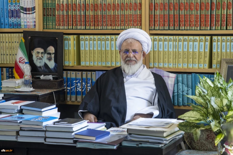 دیدار هیئت رئیسه دانشگاه فرهنگیان یزد با نماینده ولی فقیه و امام جمعه یزد
 2