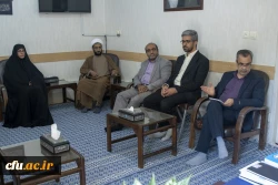 دیدار هیئت رئیسه دانشگاه فرهنگیان یزد با نماینده ولی فقیه و امام جمعه یزد
 4