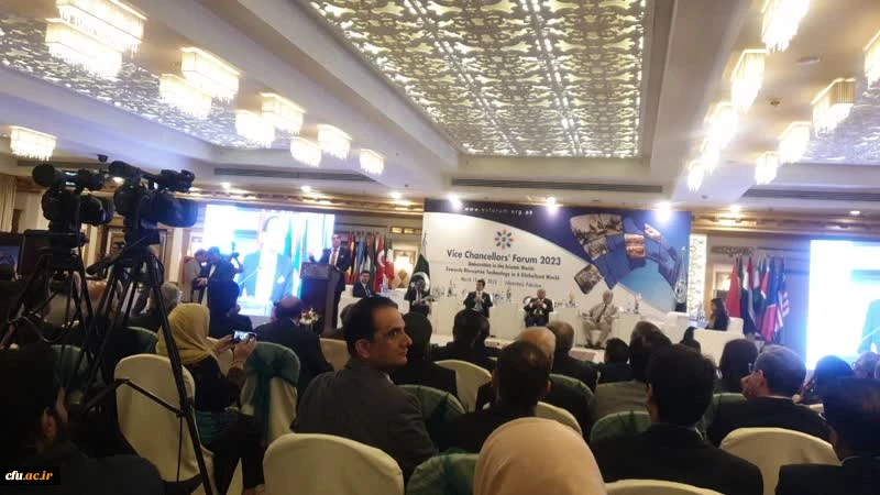 دیدار دکتر صحرایی با دبیر کل آیسسکو 2