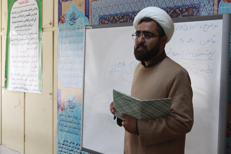 در پردیس های دانشگاه فرهنگیان استان بوشهر؛
آغاز دوره بالندگی خانواده در قرآن  5