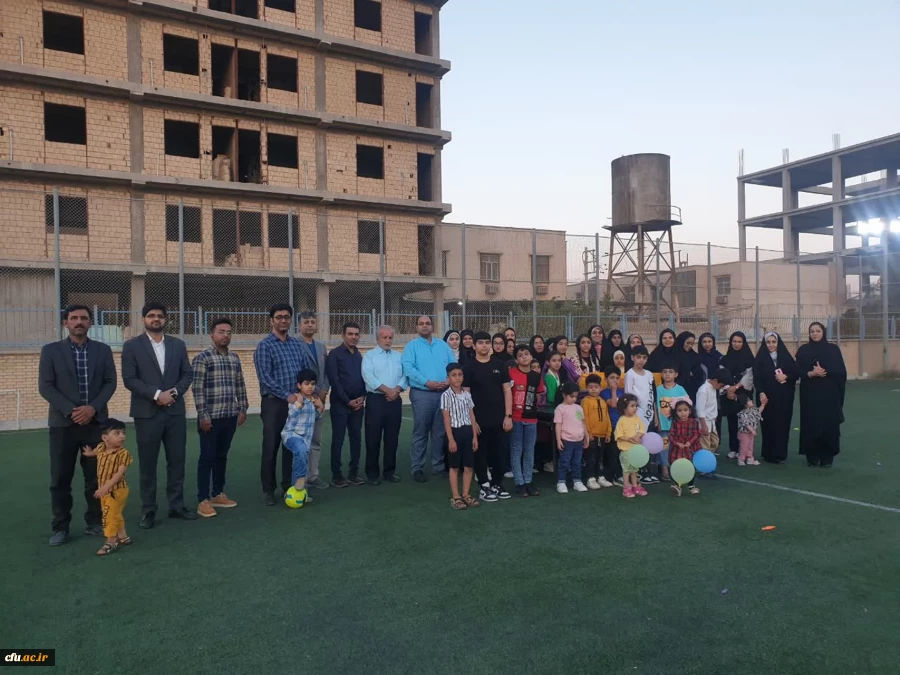 با حضور خانواده ها؛
ضیافت افطاری کارکنان و اعضای هیات علمی دانشگاه فرهنگیان استان بوشهر برگزار شد 8