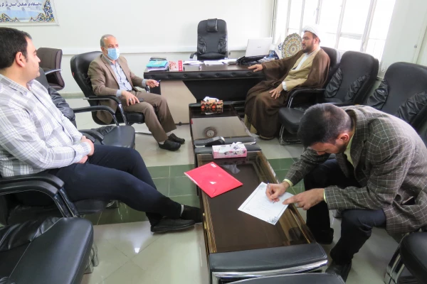 کمک به آزادسازی زندانیان جرائم غیرعمد
 3