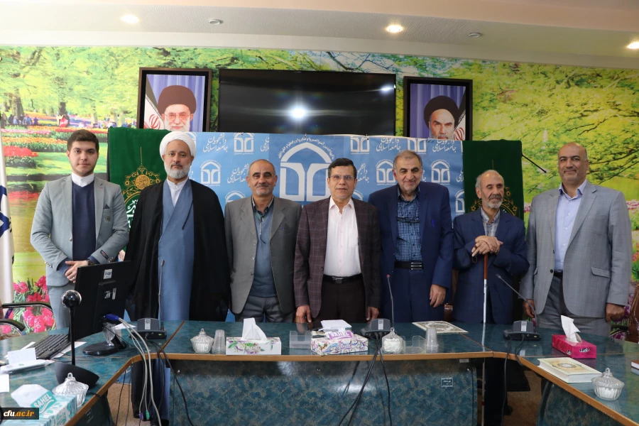 همایش بررسی جنگ روایت ها در تاریخ اسلام

 2