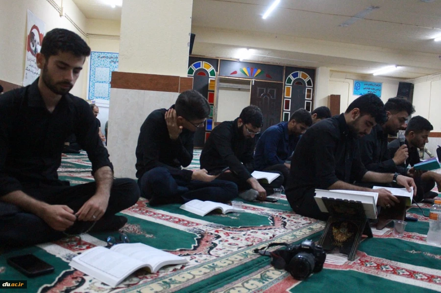 
برای نخستین بار در دانشگاه فرهنگیان استان بوشهر؛
آئین سینه زنی سنتی بوشهری با حضور یکی از مداحان برجسته استان برگزار شد 10