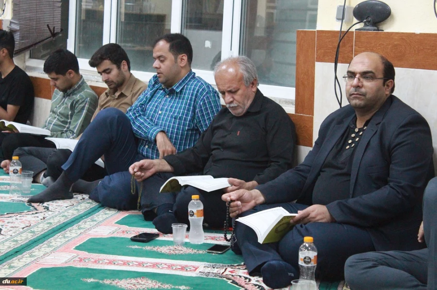 
برای نخستین بار در دانشگاه فرهنگیان استان بوشهر؛
آئین سینه زنی سنتی بوشهری با حضور یکی از مداحان برجسته استان برگزار شد 12