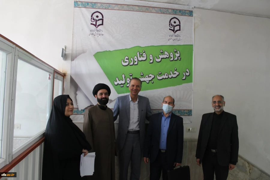 بازدید از مرکز نوآوری و کارآفرینی دانشگاه فرهنگیان استان خراسان رضوی
 6