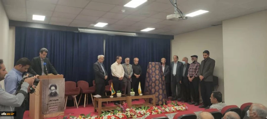 
به کوشش استاد دانشگاه فرهنگیان استان بوشهر؛
کتاب اشعار علامه سید عبدالله بلادی بوشهری رونمایی شد 5