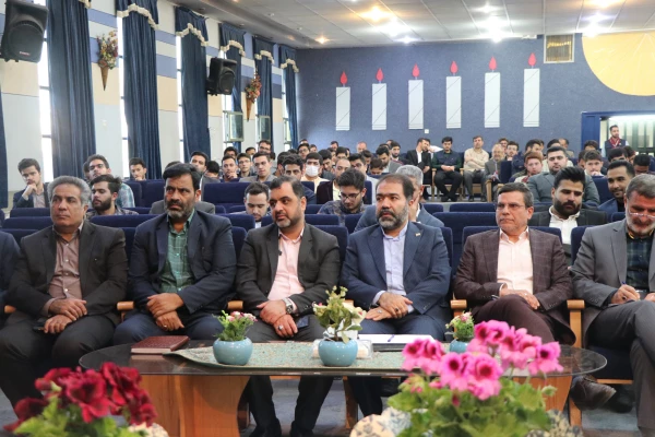 دیدار تشکل های دانشجویی دانشگاههای استان اصفهان با حضور استاندار استان اصفهان به میزبانی دانشگاه فرهنگیان استان اصفهان 4