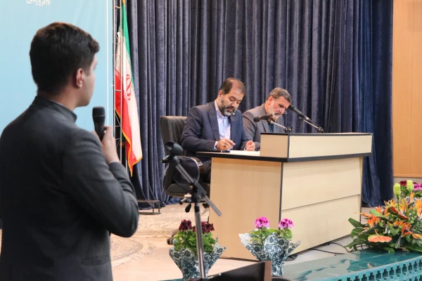 دیدار تشکل های دانشجویی دانشگاههای استان اصفهان با حضور استاندار استان اصفهان به میزبانی دانشگاه فرهنگیان استان اصفهان 5