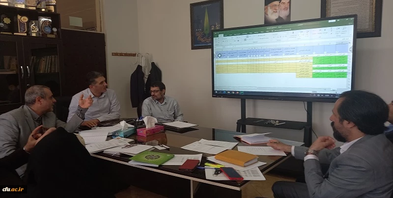 بررسی فراخوان عمومی و اختصاصی شورای پژوهش وکمیته دستگاهی کرسی های نظریه پردازی، نقد و مناظره در جلسه شورای مدیران معاونت پژوهش و فناوری 2