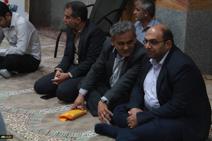 به میزبانی دانشگاه فرهنگیان استان بوشهر؛
برگزاری محفل انس با قرآن کریم مدیران و کارکنان حراست دستگاه های اجرایی 10