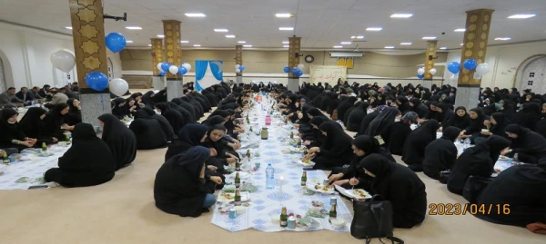  ویژه برنامه ضیافت نور