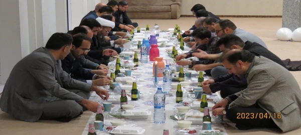  ویژه برنامه ضیافت نور