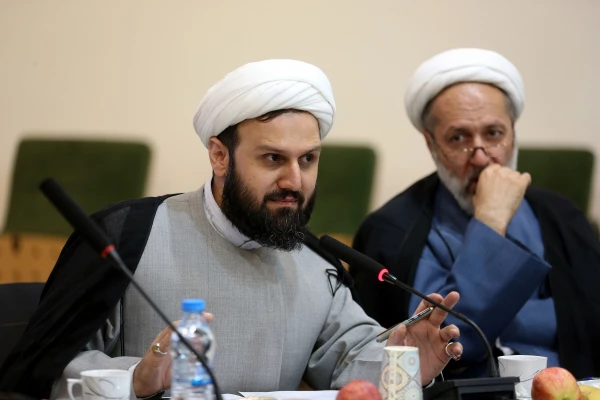 رشد و توسعه کشور از مسیر تربیت معلم و آموزش و پرورش 4