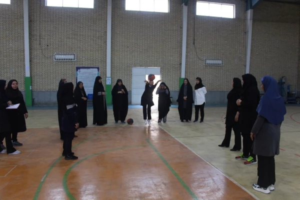 در دانشگاه فرهنگیان استان بوشهر؛
جشنواره ورزشی جام رمضان کارکنان برگزار شد 6