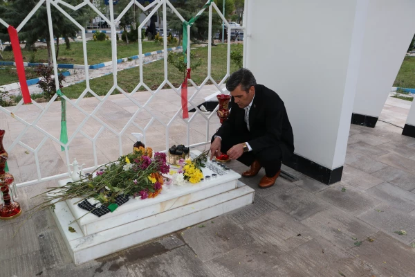 برگزاری مراسم «ضیافت شهدا» در پردیس های دانشگاه فرهنگیان  آذربایجان شرقی 10