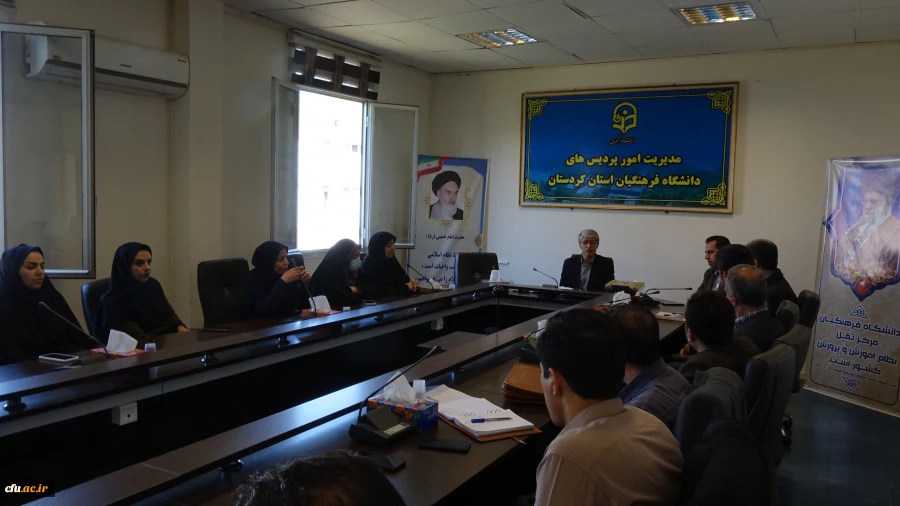 مراسم معارفه سرپرست معاونت آموزشی، پژوهشی و فرهنگی پردیس بنت الهدی صدر سنندج
 4