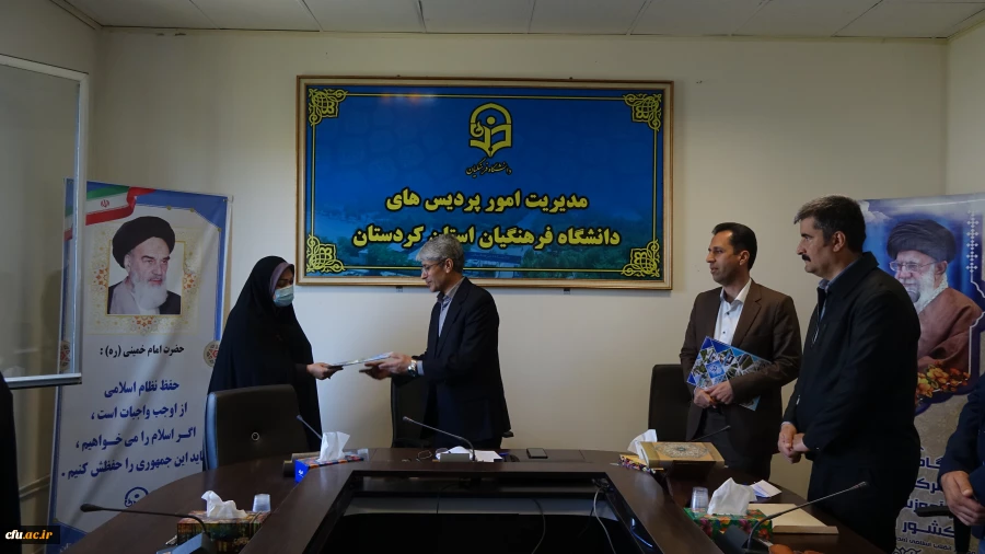 مراسم معارفه سرپرست معاونت آموزشی، پژوهشی و فرهنگی پردیس بنت الهدی صدر سنندج
 8