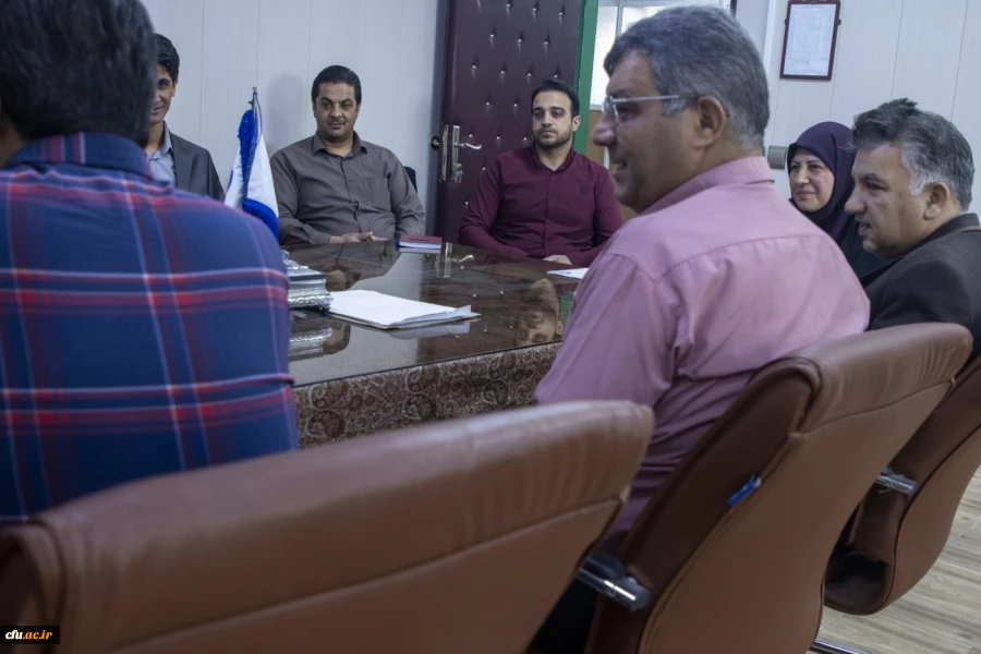 جلسه شورای ارتقای سلامت کارکنان
 4