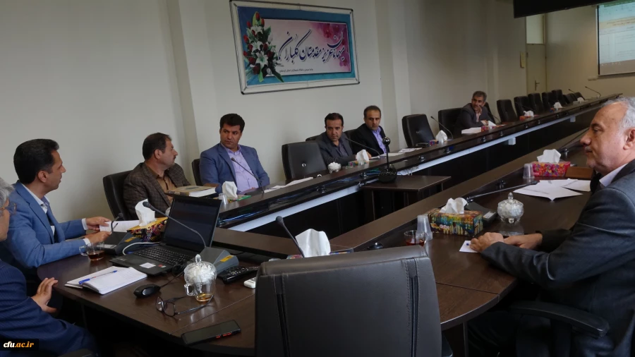 بررسی محور ها و شاخص های رهنامه ارزیابی دانشگاه فرهنگیان کردستان
 6