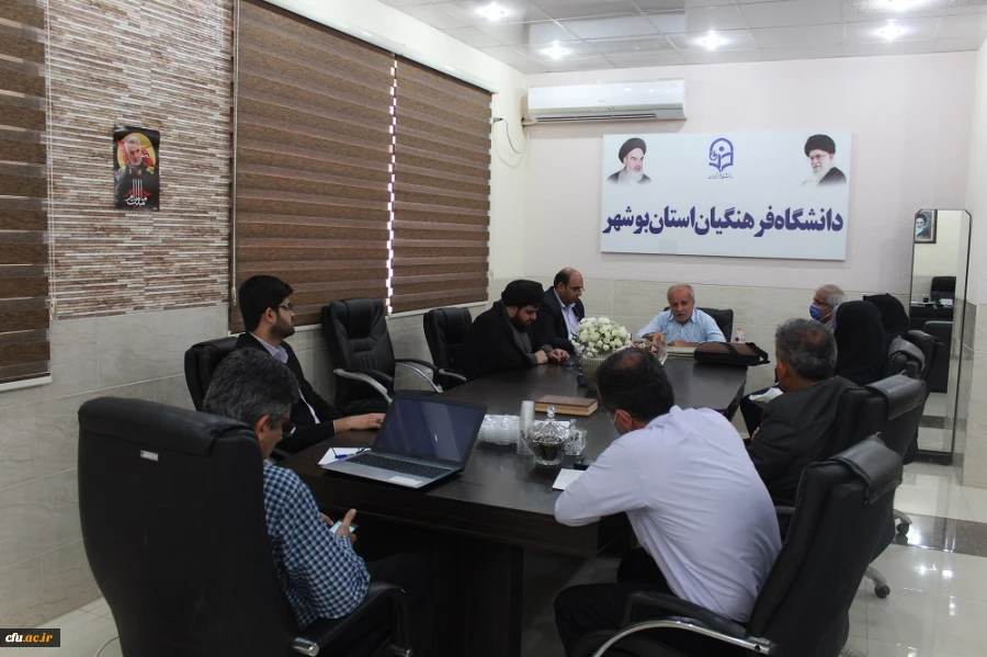 با حضور هیات رئیسه دانشگاه فرهنگیان استان بوشهر؛
از مشاورین پردیس های این دانشگاه تجلیل شد 2