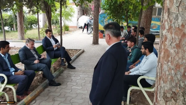 سرپرست معاونت نظارت، ارزیابی و تضمین کیفیت دانشگاه فرهنگیان به همراه دکتر کیومرث احمدی مدیرکل نظارت از بخش های مختلف واحدهای دانشگاهی استان گلستان بازدید کرد. 7