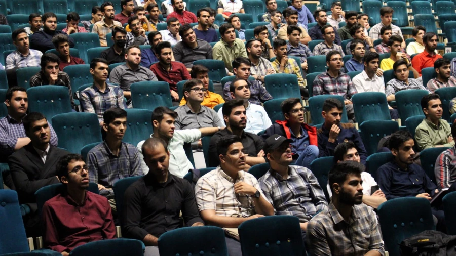 دوره کمک های اولیه
 4