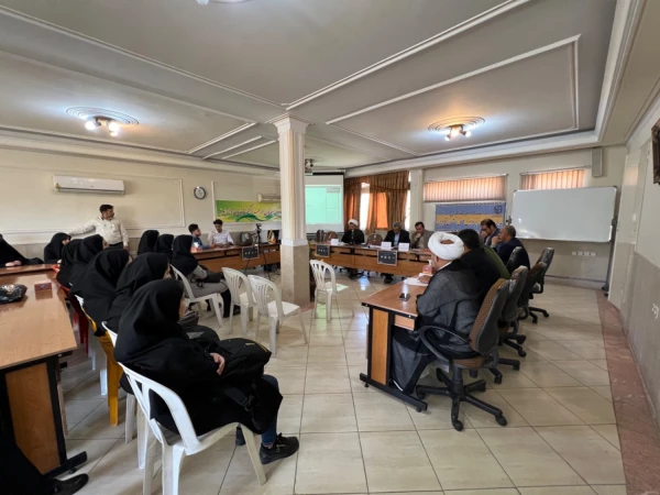 کرسی نقد و نظریه پردازی با عنوان شاخصه های معلم تراز در تمدن نوین اسلامی 5