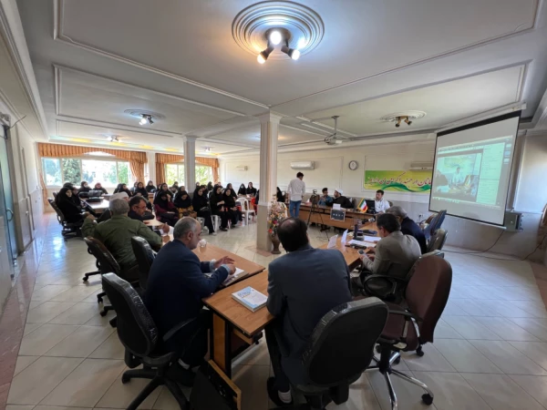 کرسی نقد و نظریه پردازی با عنوان شاخصه های معلم تراز در تمدن نوین اسلامی 6