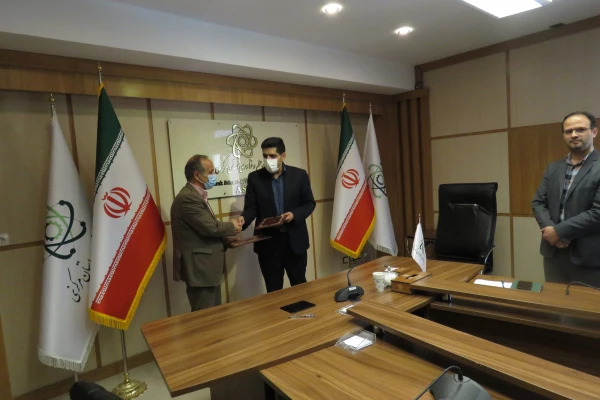 انعقاد تفاهم نامه همکاری دانشگاه فرهنگیان استان مرکزی با پارک علم و فناوری 6