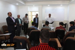 به مناسبت روز معلم؛
اساتید و کارکنان دانشگاه فرهنگیان با اهدای گل تجلیل شدند 10