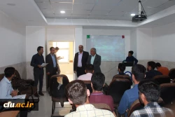 به مناسبت روز معلم؛
اساتید و کارکنان دانشگاه فرهنگیان با اهدای گل تجلیل شدند 12