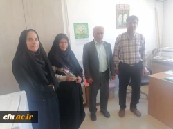 به مناسبت روز معلم؛
اساتید و کارکنان دانشگاه فرهنگیان با اهدای گل تجلیل شدند 25